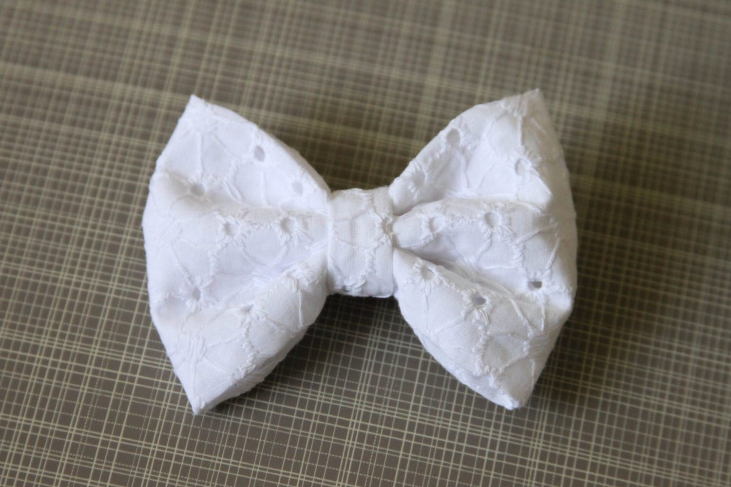 White Eyelet Fabric Hair Bow White Hair Bow Little Girl