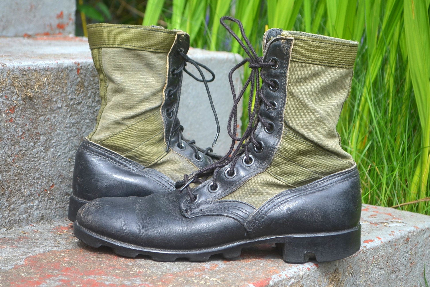 Vintage Combat Boot Vietnam Era Black by RoslynVTGTradingCo
