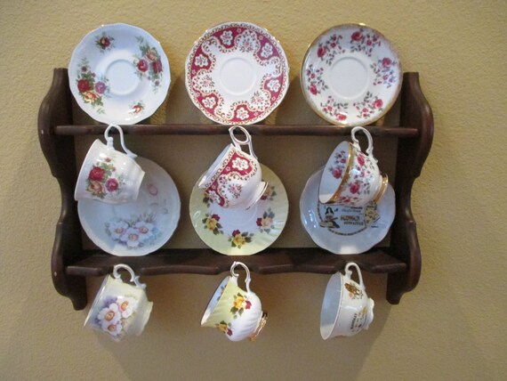 Cup Vintage & Shelf  Colonial cup Display shelf Style Saucer vintage