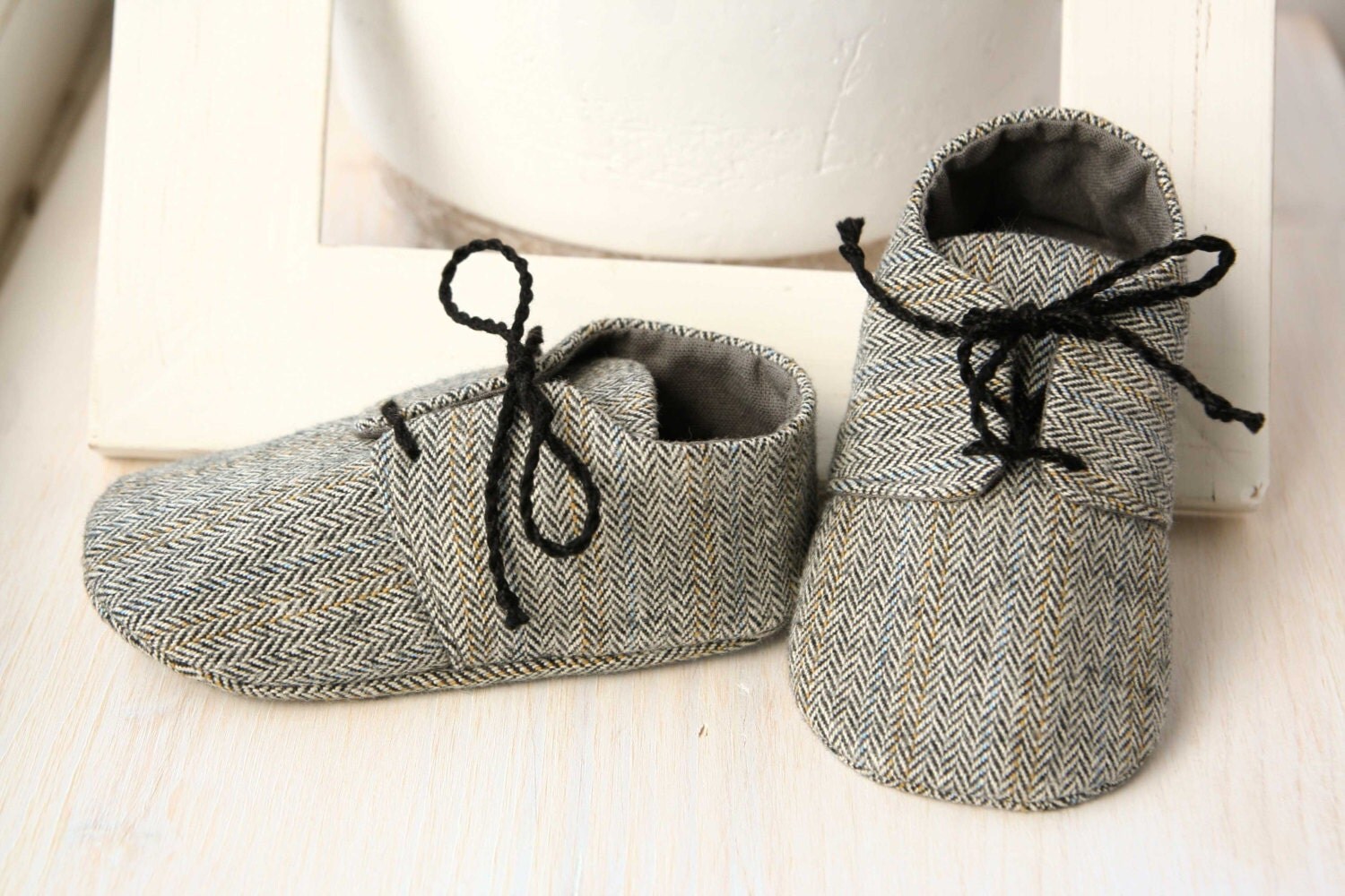 SALE size 69 months. Herringbone Baby boy shoes Grey little