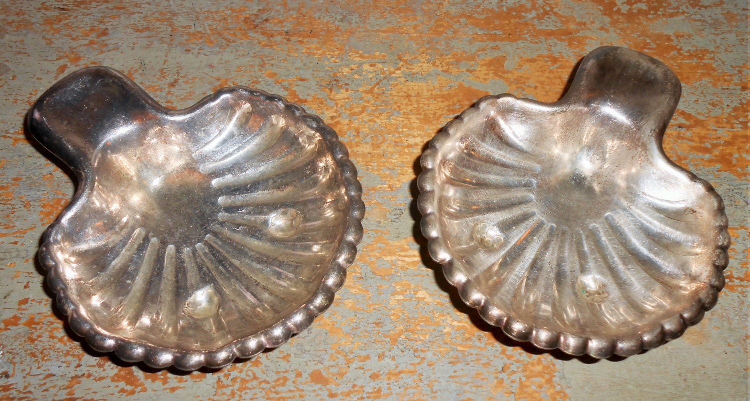 Vintage Sea Shell Dish Silver Victor S. Co. Clam Shell