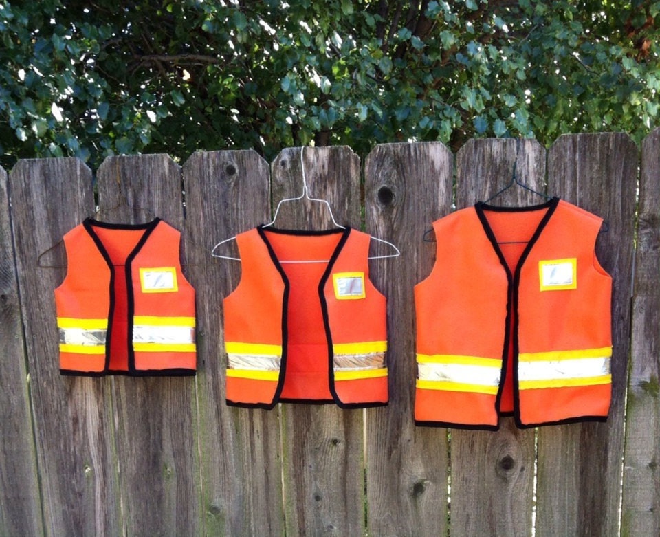 construction-worker-dress-up-vest-dramatic-play-costume