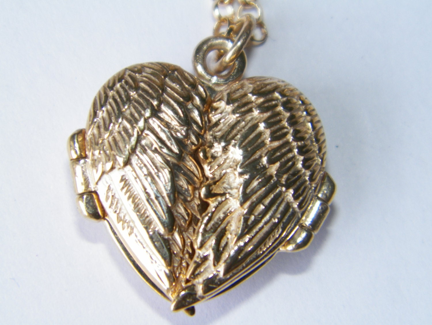Angel Wings Heart Locket Pendant Engraved Message Inside Set