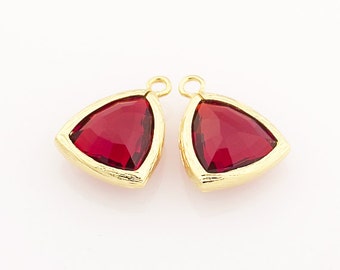 1004071 / Siam / 16k Gold Plated Brass Framed Glass Pendant 13mm x 17mm / 1.6g / 2pcs