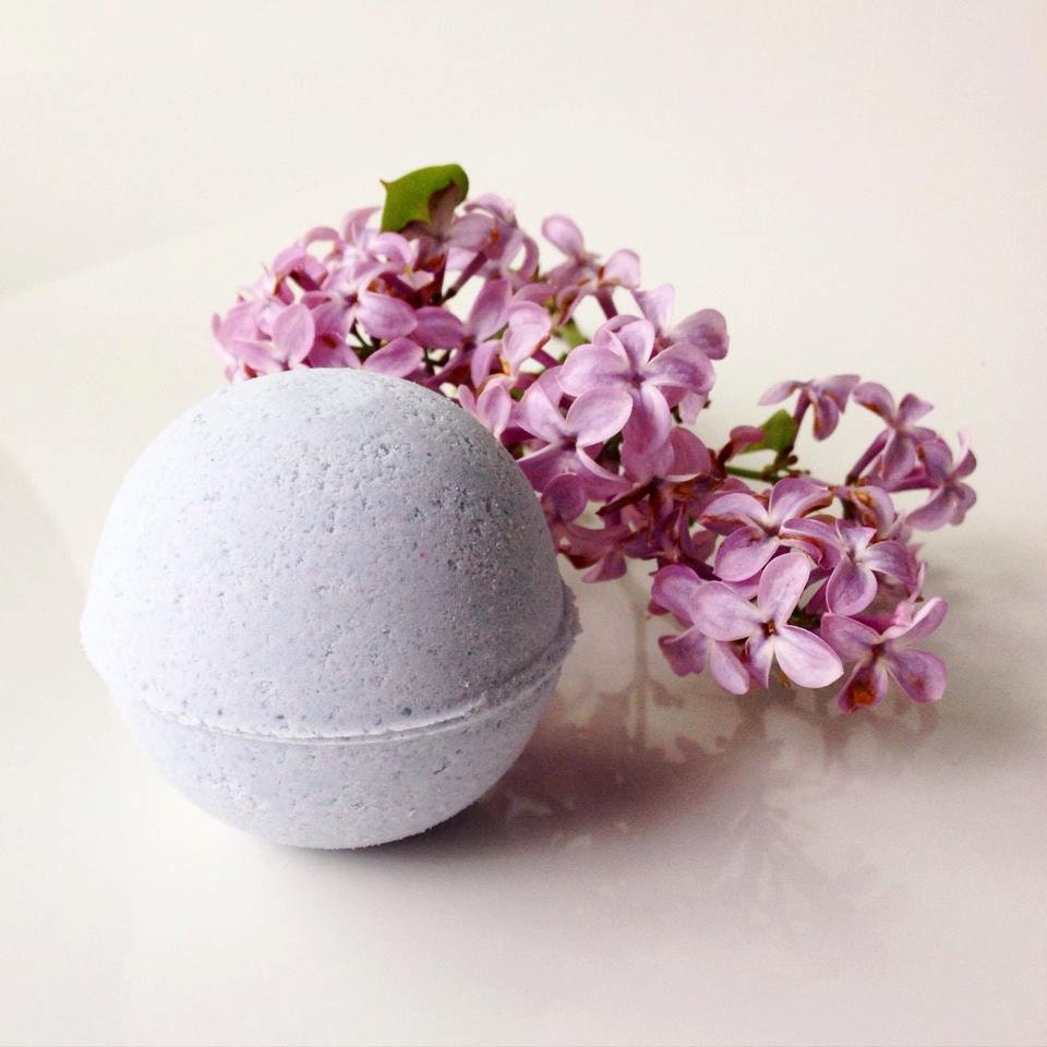Lilac Bath Bomb Lilac Bath Fizz Mini Bathbomb