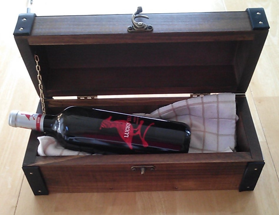 Wine Bottle Gift/Display Case w/Leather Trim by TreasureChestKits