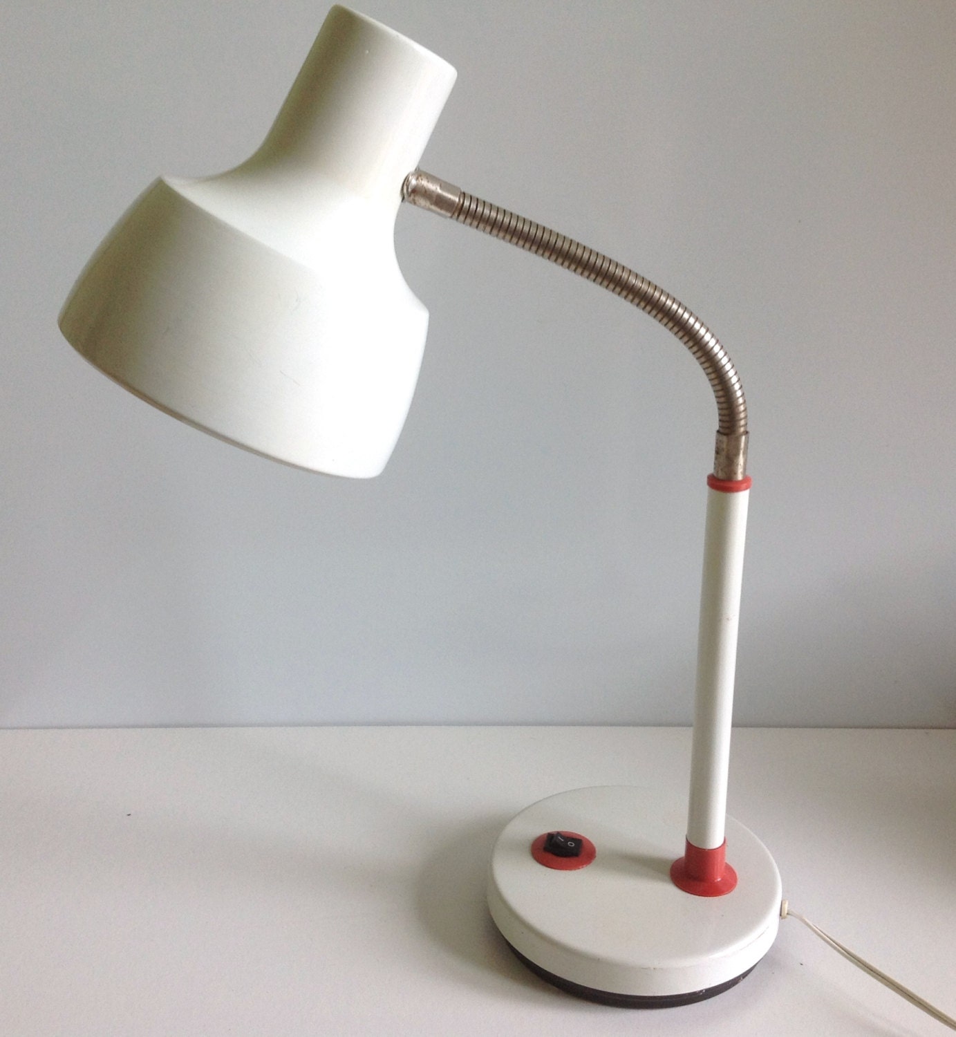 Desk lamp / table lamp / retro lamp / white lamp by Bicoestonia