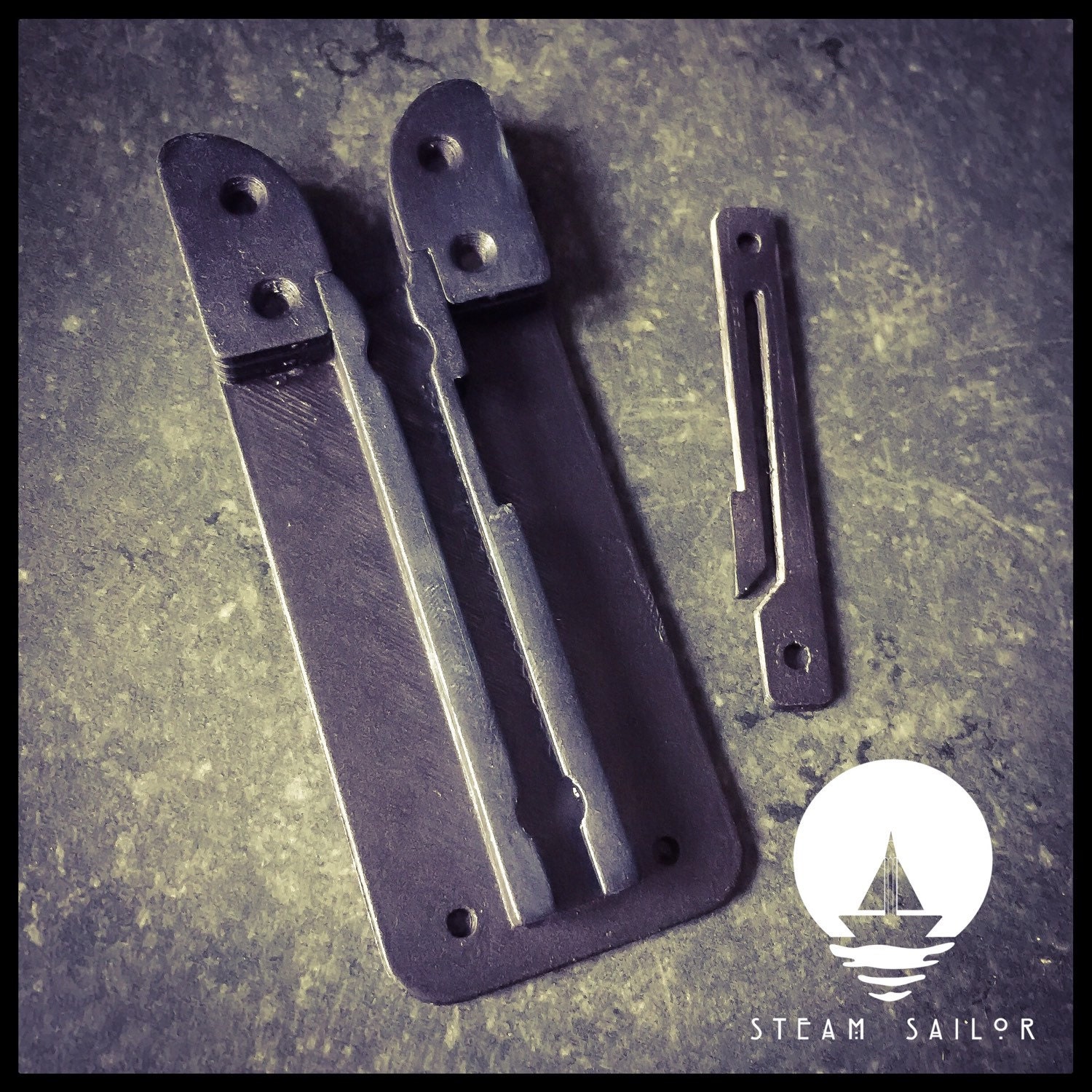 Kylo Ren Lightsaber Belt Attachment by SteamSailor on Etsy