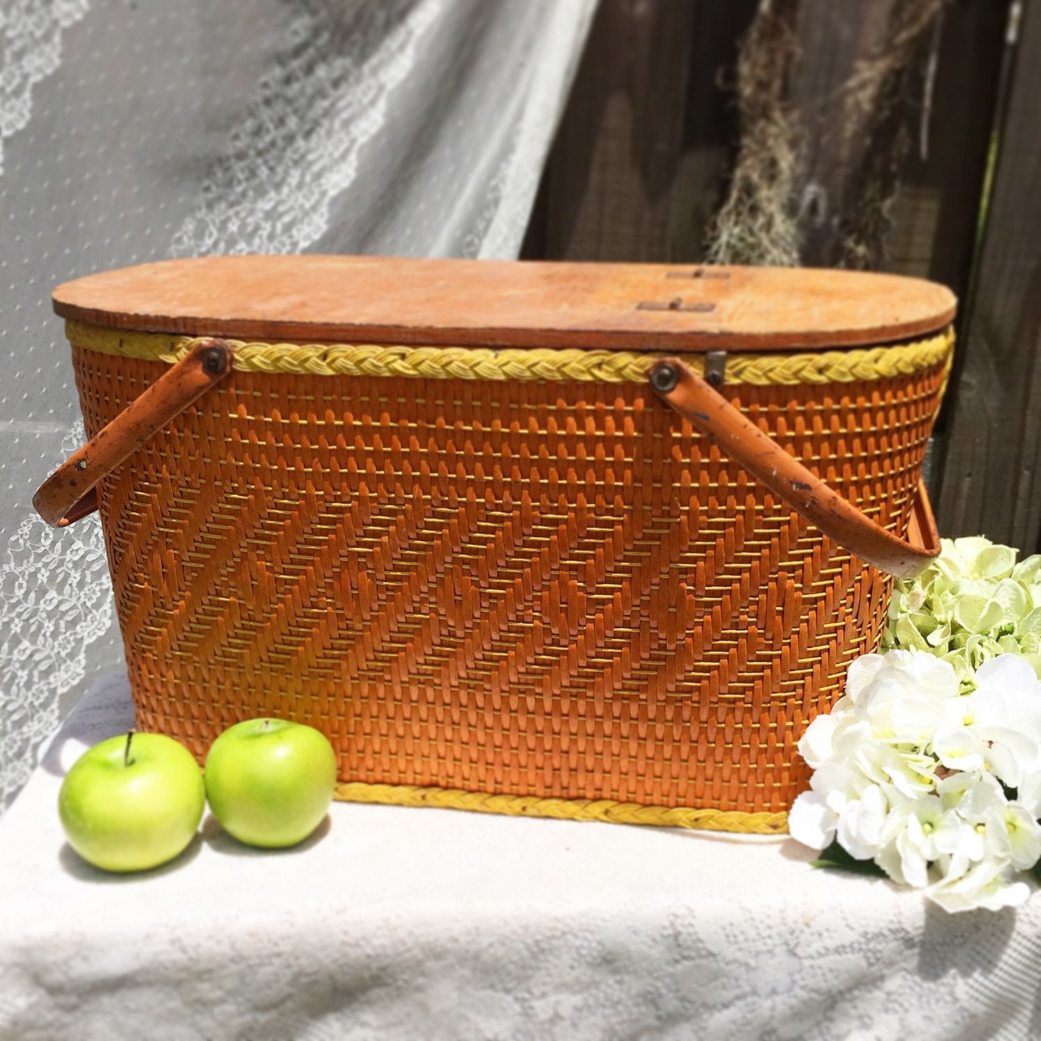 Large Vintage Picnic Basket Wicker Redmon Peru Indiana