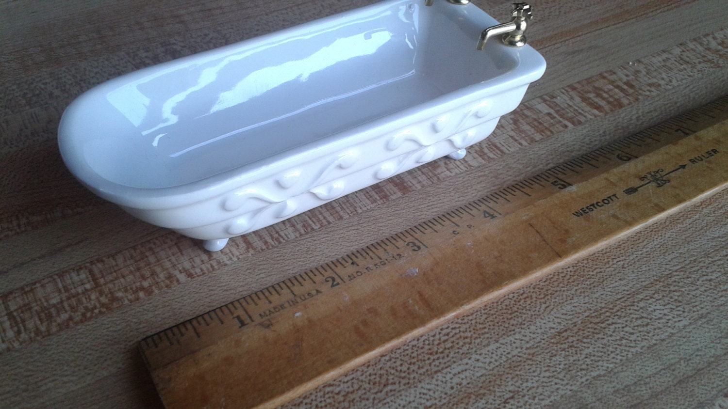 Reevesline miniature porcelain victorian bathtub Haute Juice