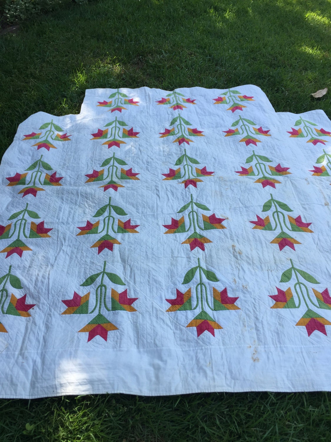 Vintage Carolina Lily Quilt