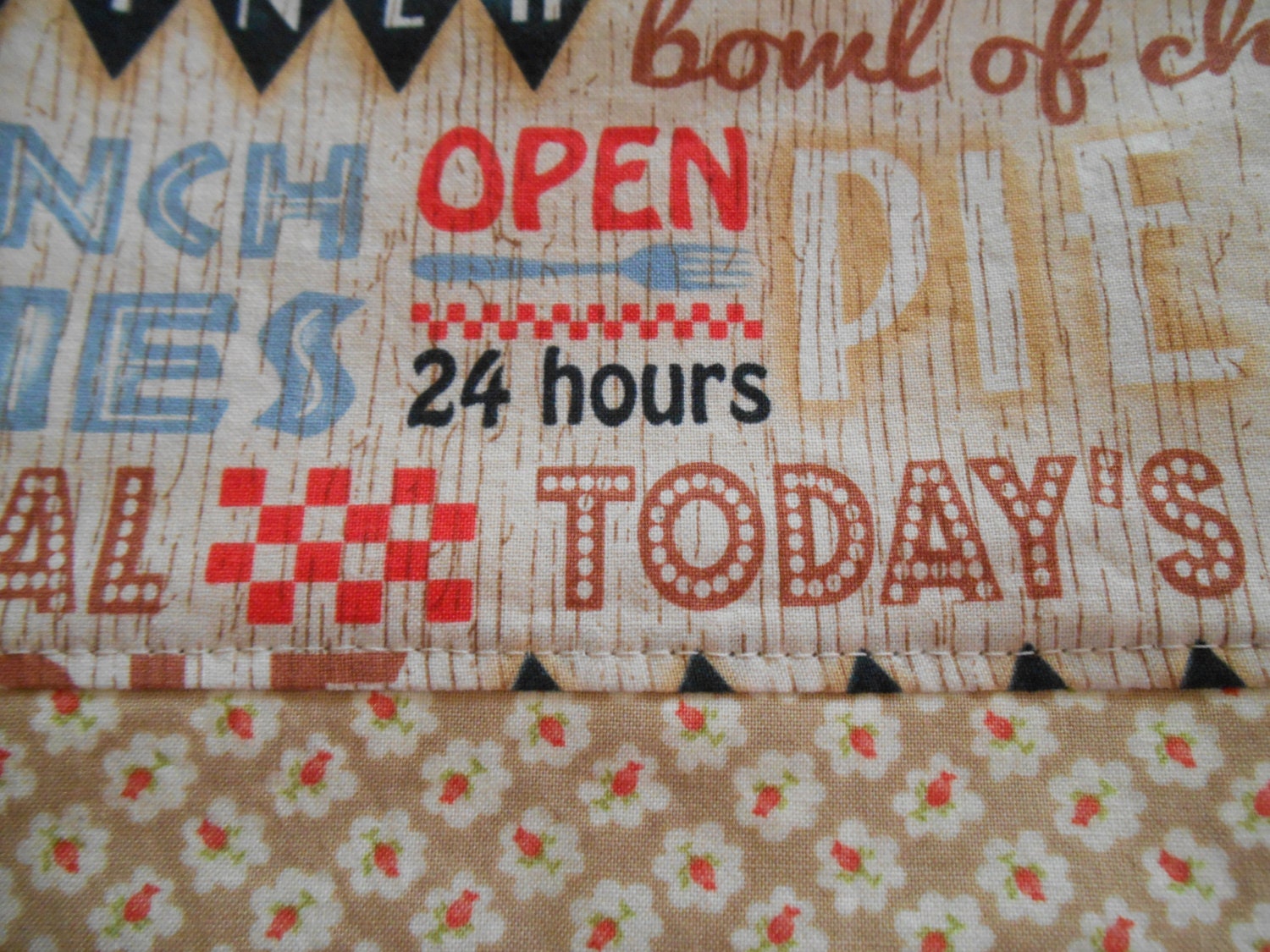 Sale Item Set of 2 Fabric Trimmed Hand Towels with Retro