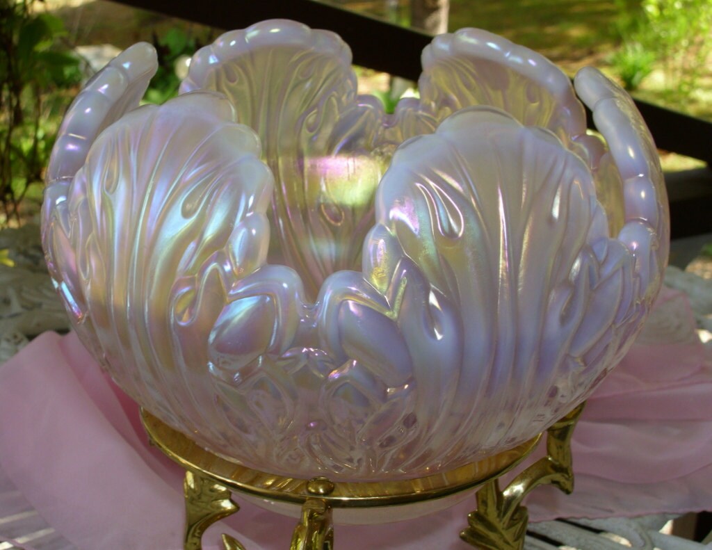 FENTON Opalescent Candle Bowl Iridescent Pink Lotus w/Brass