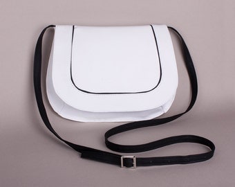White crossbody bag Small Shoulder Purse Shoulder bag Messenger bag Small bag Small shoulder purse Clutch -adjustable strap