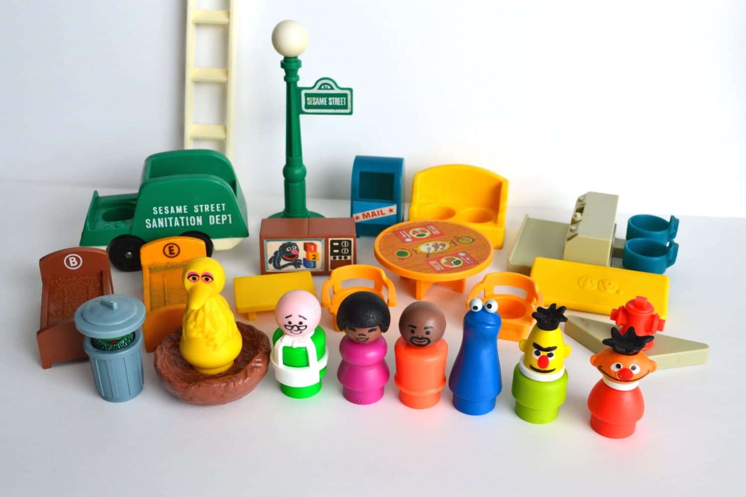old fisher price little people