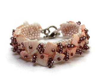 Blush bracelet, beadwoven, pale peach, summer jewelry, light beach wrist bracelet, pale coral bangle, beadworks, ready to ship