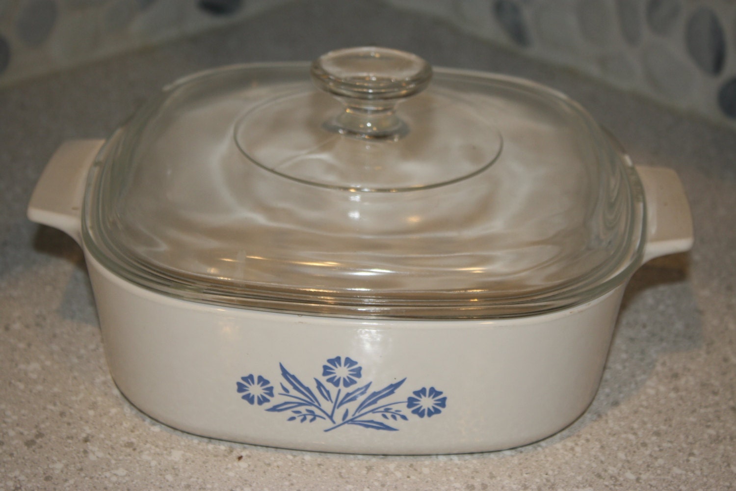 Cornflower Blue Corningware 2 Quart Dish With Lid