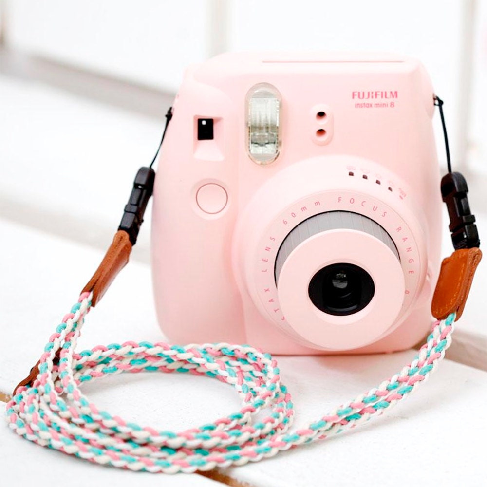 Фотоаппарат fujifilm instax mini 12. Как зарядить Instax Mini.