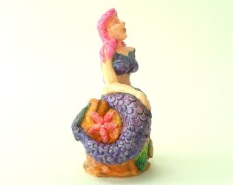 Mermaid Figurine, Resin Mermaid Sculpture Ornamemt, Gift for Her, Fantasy Art, Handmade Mermaid Figure, Garden Art, Mermaid Cake Topper