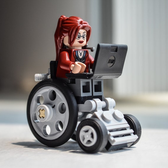 lego barbara gordon minifigure
