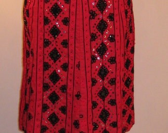 Lovely vintage Uttam fuscia pink cotton mirrored skirt, 1970s, UK size 12, US 10, EU 40.