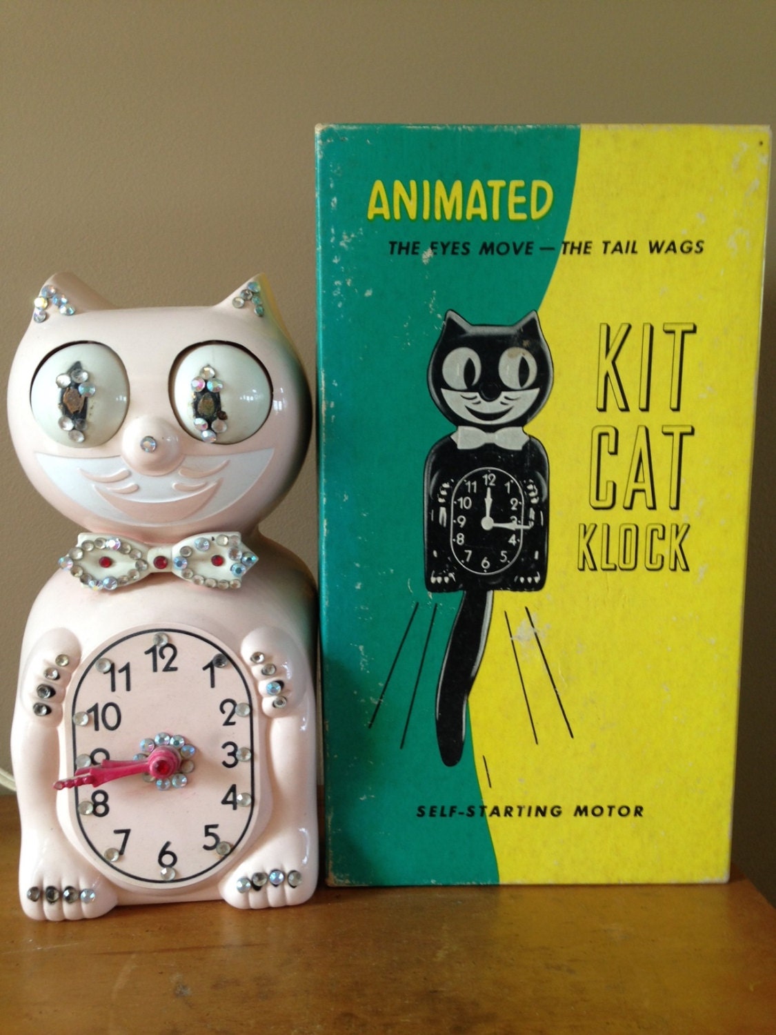 Vintage Original Jeweled Pink Kit Kat Klock with original box