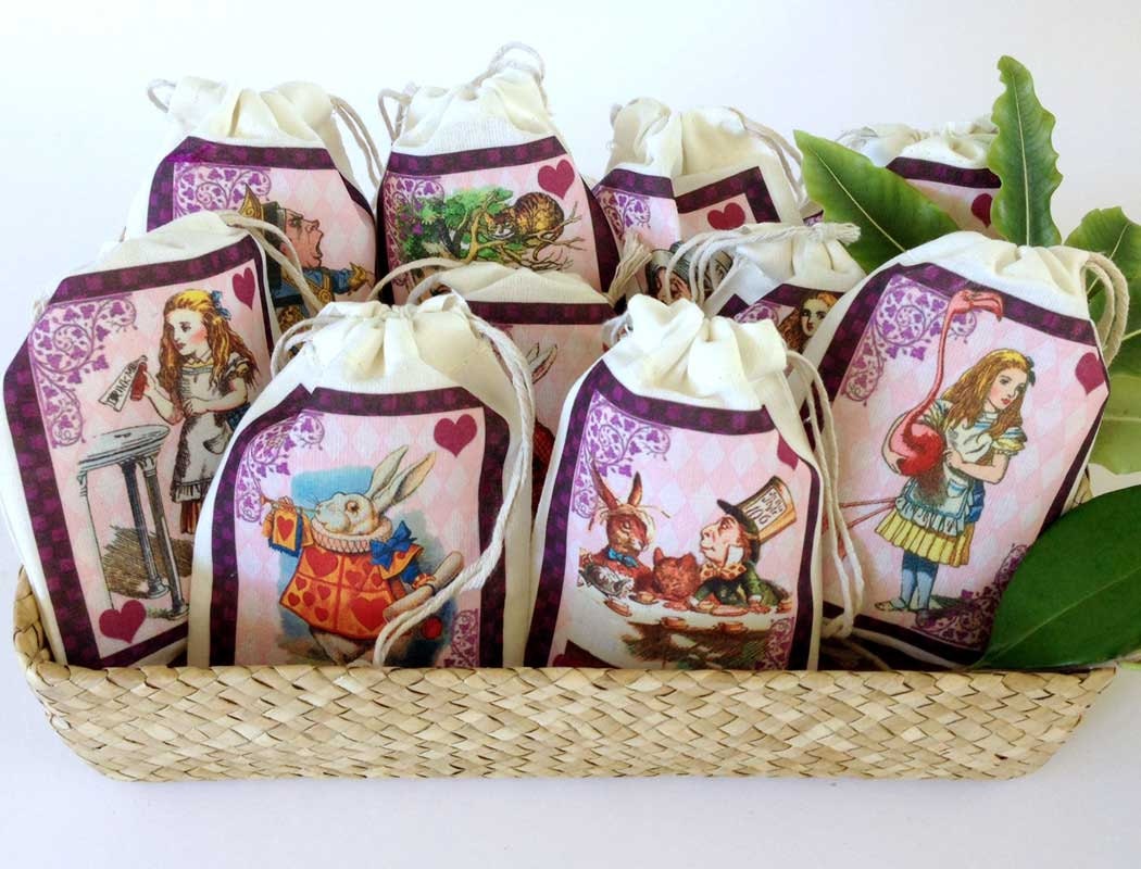 PINK Alice in Wonderland Party Favor Bags 10 by RobinStelling