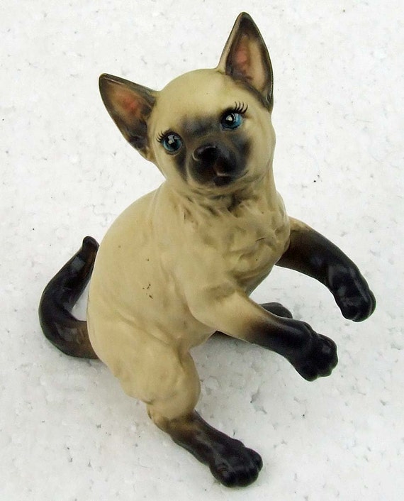 lefton siamese cat