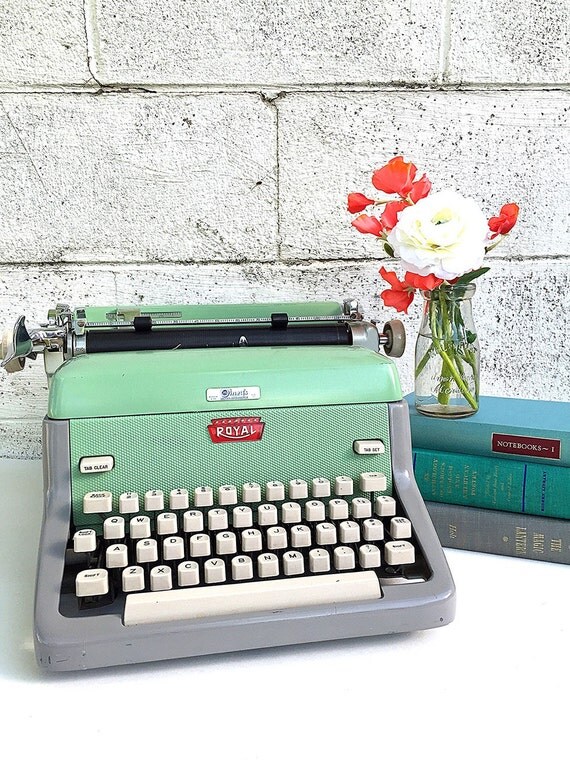 Mint Green ROYAL Typewriter Vintage Desktop Royal Standard