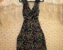 River Stones Crinkle Shark Bite Dress