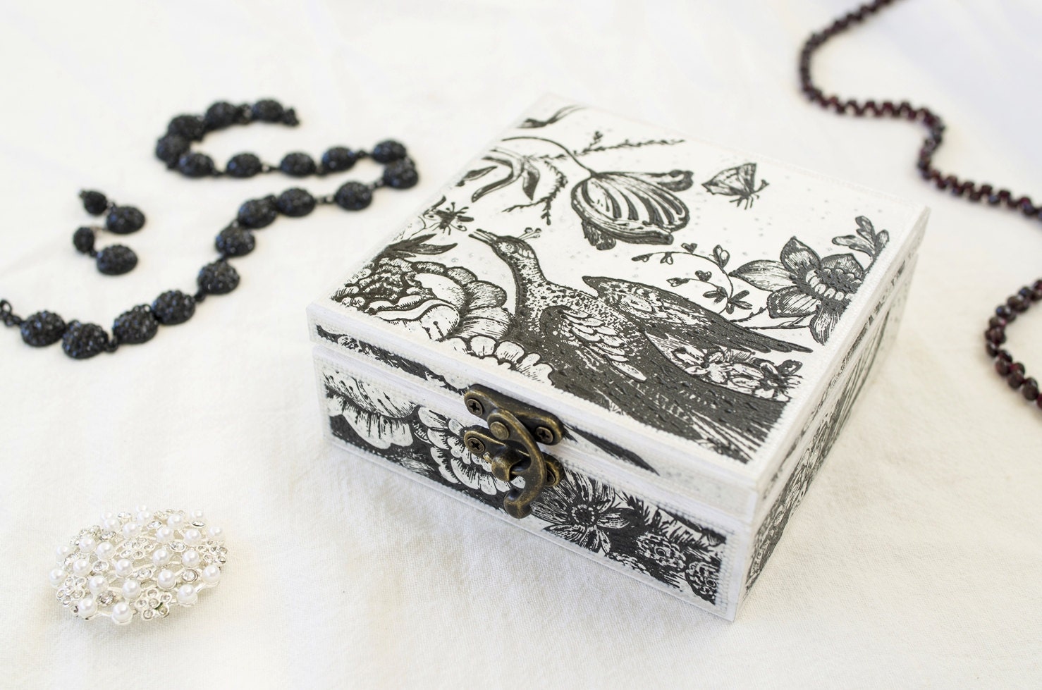 Black and white jewelry box Jewelry box wood Floral