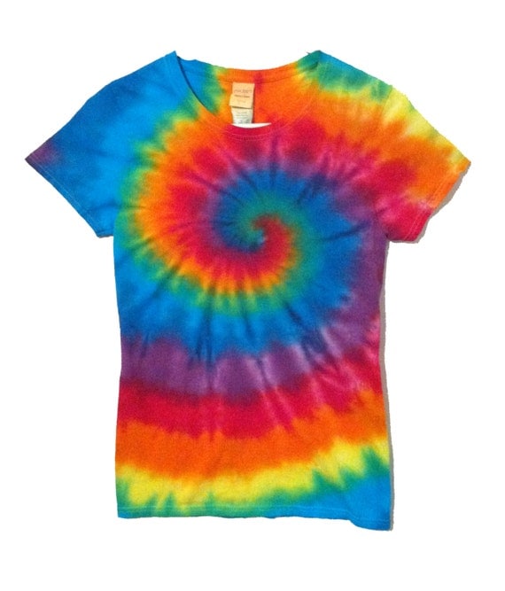 how to make a rainbow spiral tie dye shirt