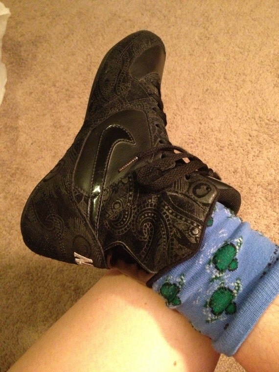 black leather womens nike