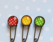POLKA DOT // Mini pin-brooch metal brass with image under glass // 2015 Best Trends // Boho Chic // Fresh Gifts for All // Set of three pins