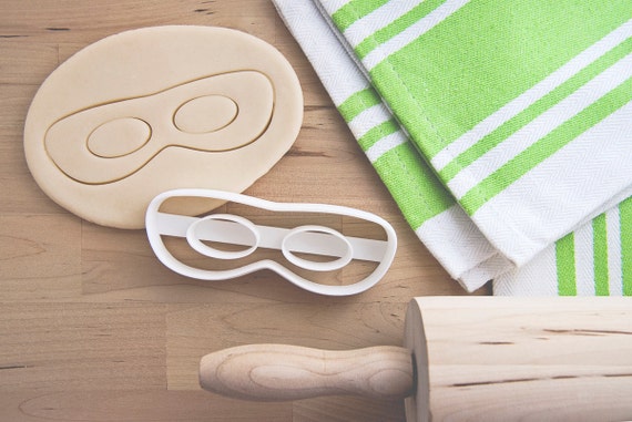 Mask Hero Masquerade Mask Cookie Cutter With Built-In Handle Design ... Mask Hero Masquerade Mask Cookie Cutter With Built-In Handle Design ...