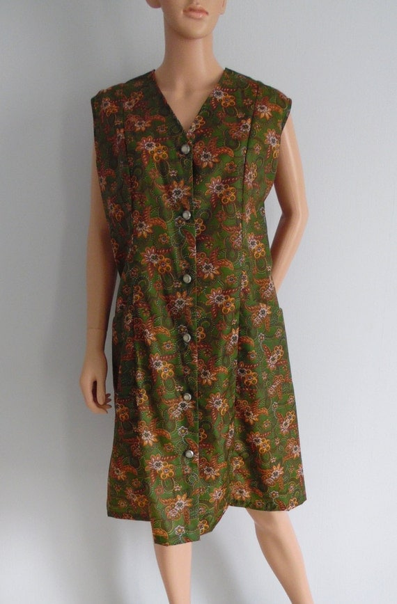 Vintage housecoat 60s 70s nylon rustly green orange floral
