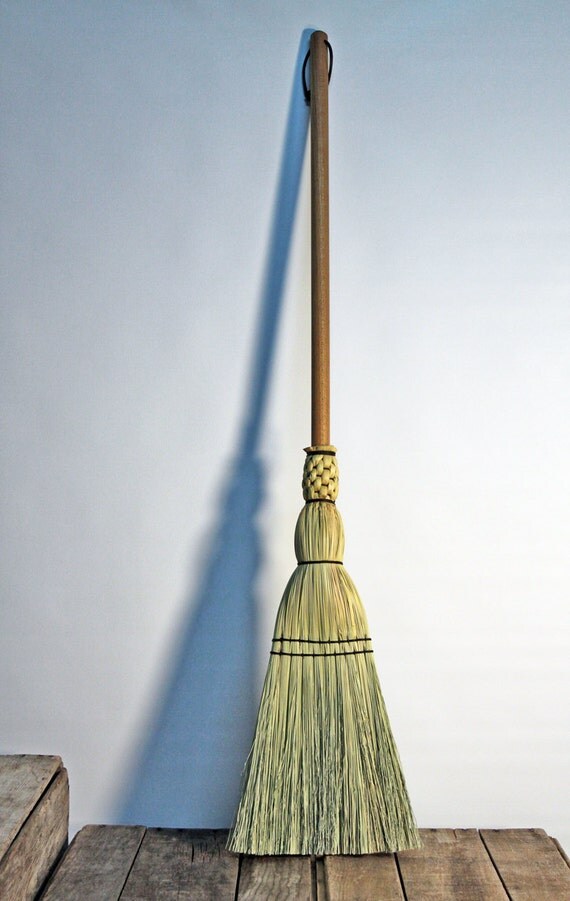 Compact Camper/Cabin Broom RV Broom Great Sweep for Small