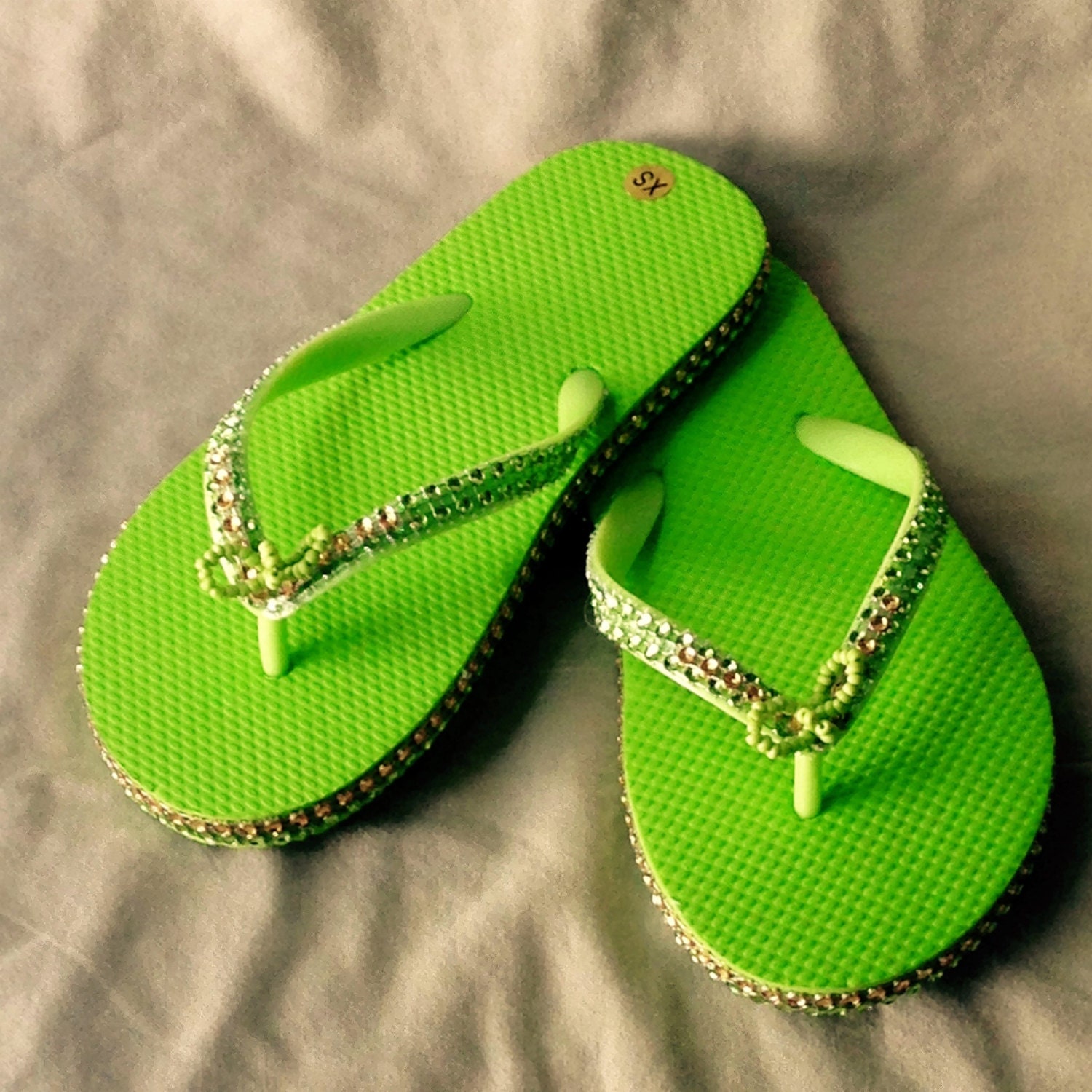 GirlsTeensWomens Lime Green Flip Flops with Beaded Flower