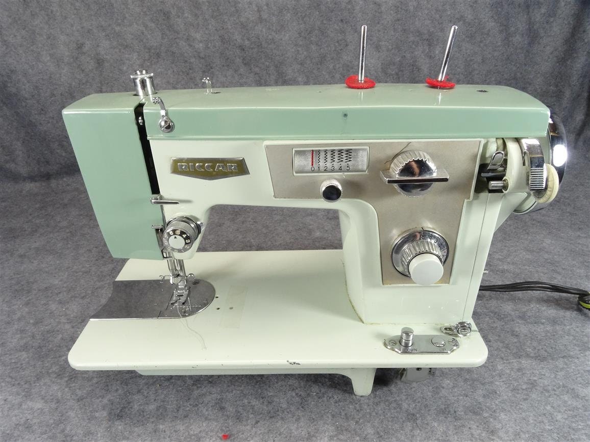 Riccar Sewing Machine Vintage Model With No by DavaultEmporium