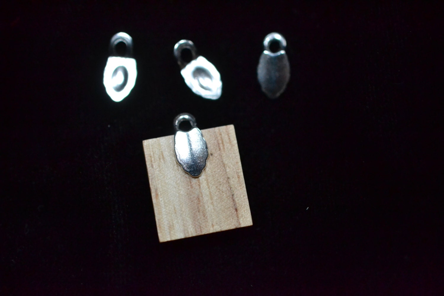 200 Aadraku Style GlueOn Earring Bails, Sterling Silver Plated, Leaf