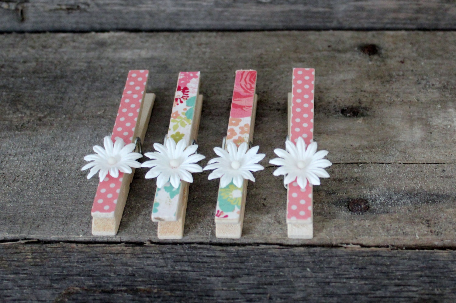 Decorative Clothespins Gift Tag Holder Foral and Polk A