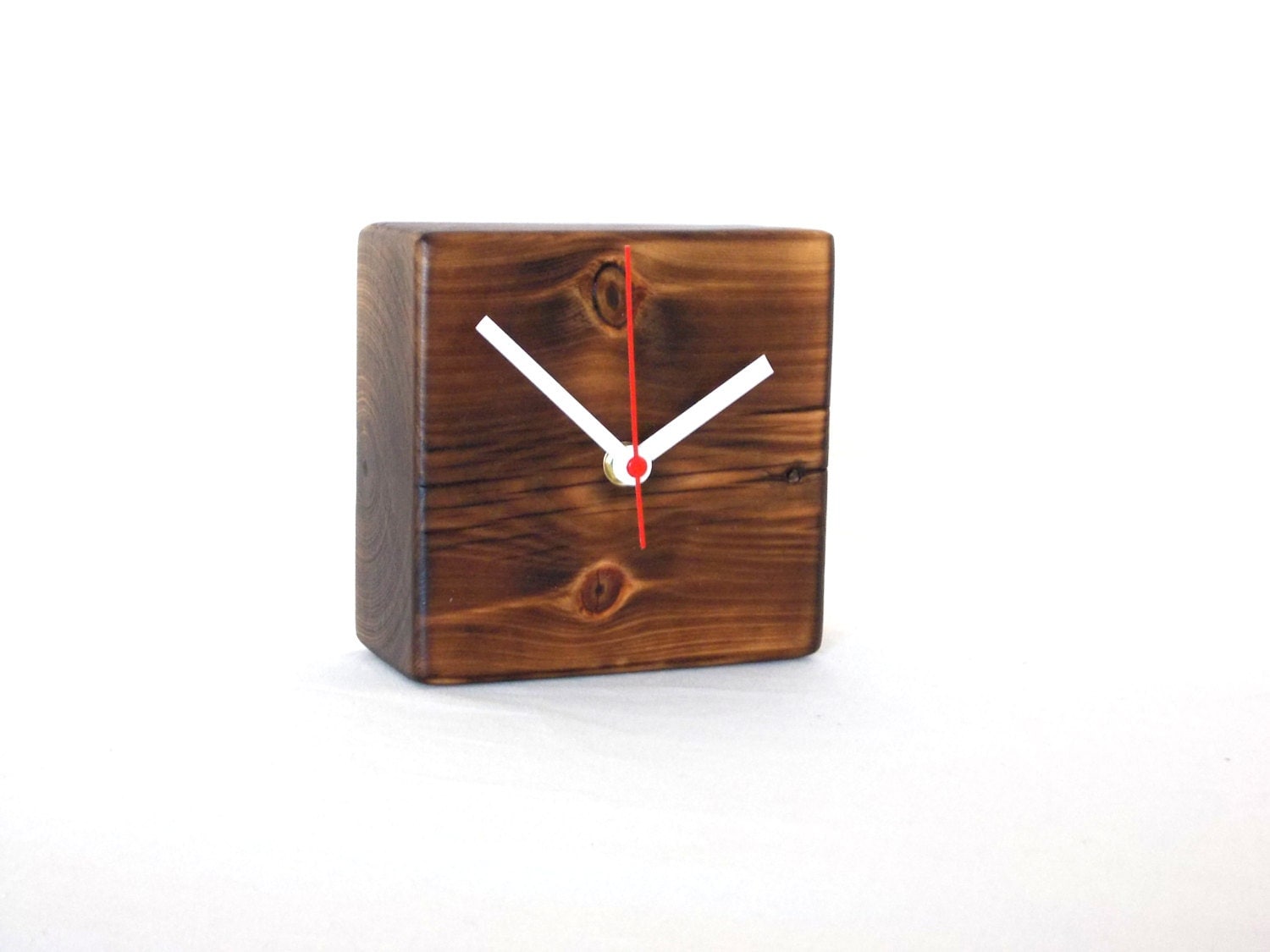 ModernMinimal wood clock Modern wooden clock by MinimalFrufru