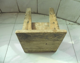 Old wooden bench Old Small square stool old benches old trunks SF01