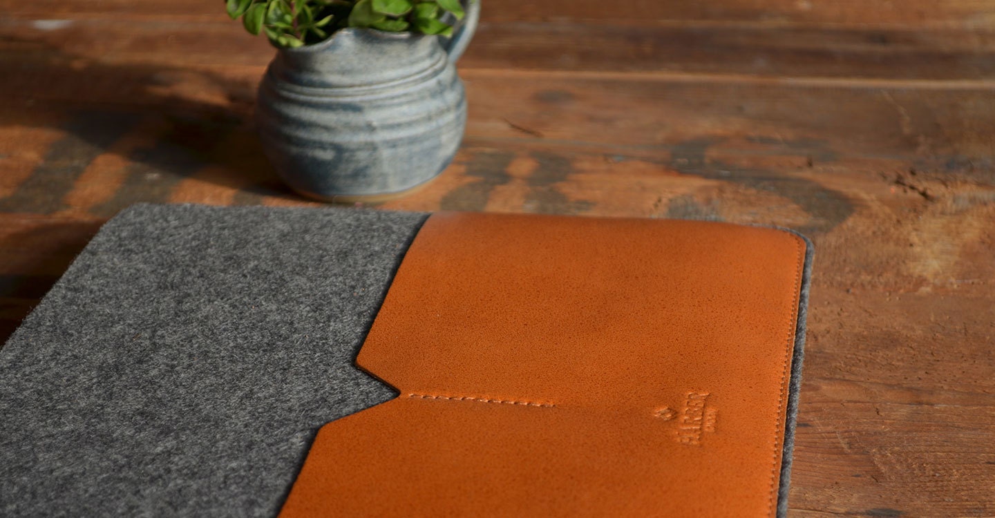 Slim Fit Laptop Sleeve Cover Handmade Leather by HarberLondon