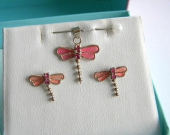 Beautiful set Dragonfly Pendant + Earrings oryginal Box interesting Glass/Enamel
