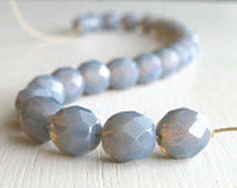 25 Milky Grey 8mm Faceted Rounds - Czech Glass Beads