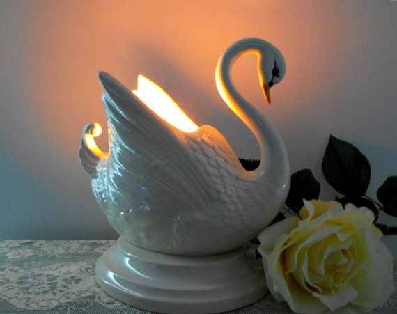 Vintage Beautiful White Swan Lamp Snow White Swan Nightlight