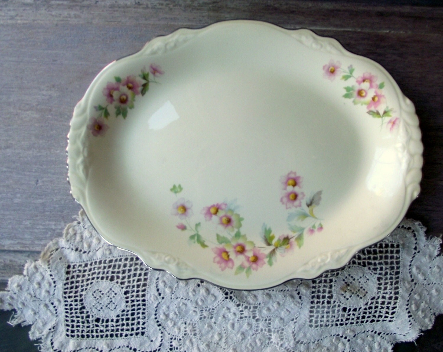 Vintage Serving Platter / Homer Laughlin Platter by gazaboo