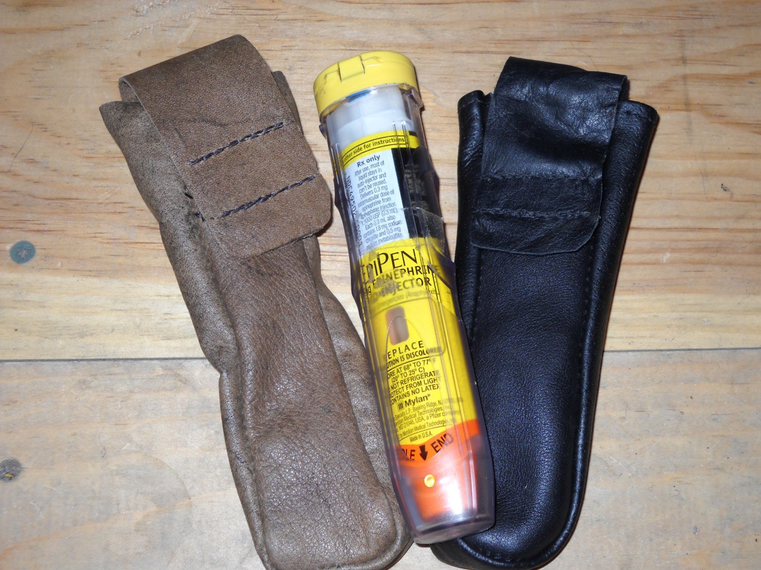 Handmade LEATHER Epinephrine Case/ Epipen Holder Holster Belt