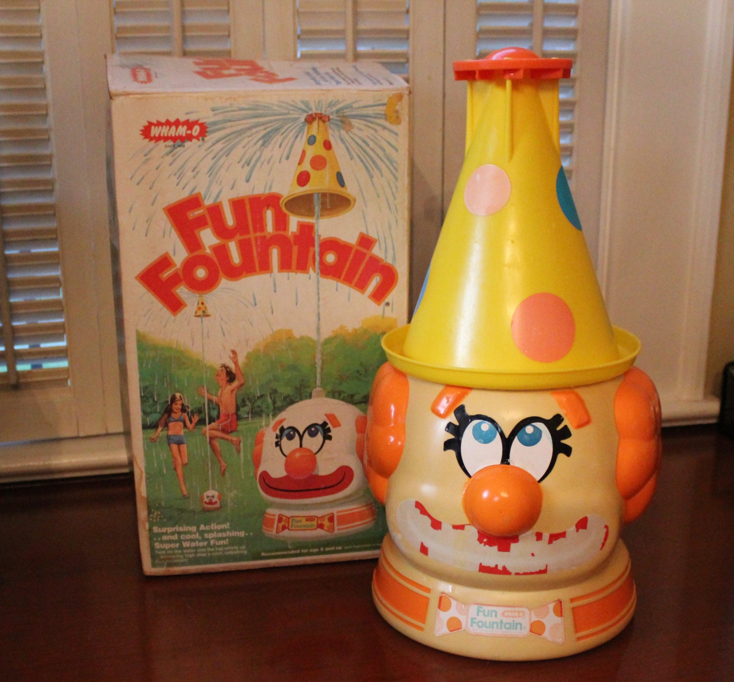 clown sprinkler toy